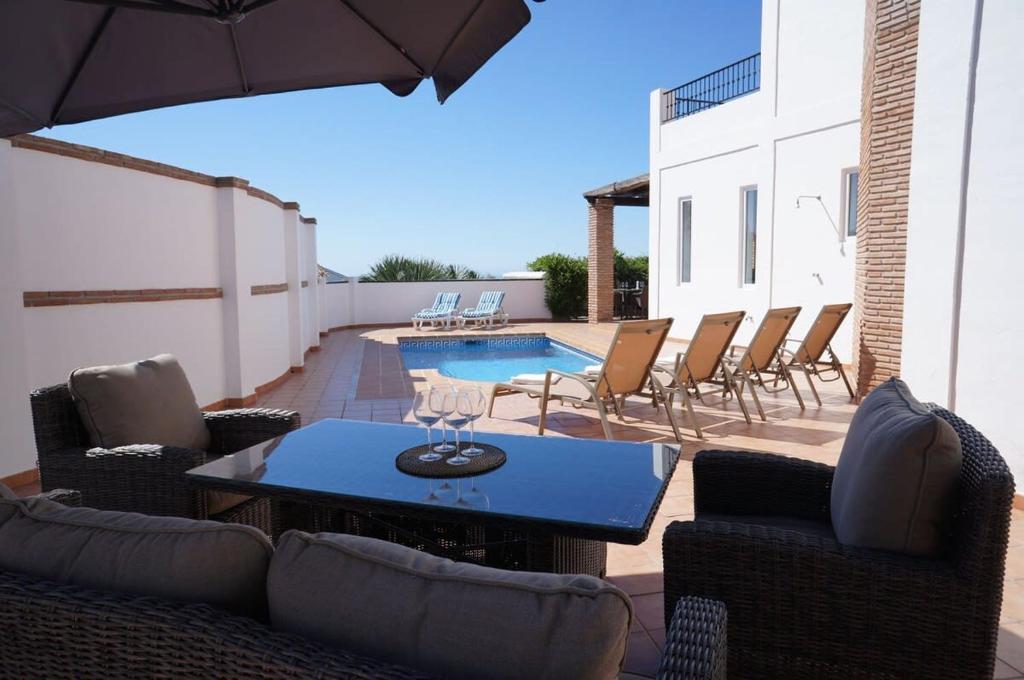 Fotografie z fotogalerie ubytování Villa Oasis v destinaci Nerja