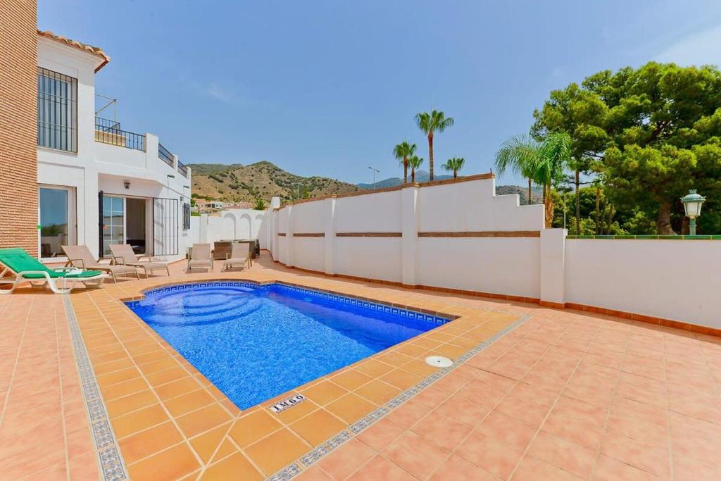 Fotografie z fotogalerie ubytování Villa Oasis v destinaci Nerja