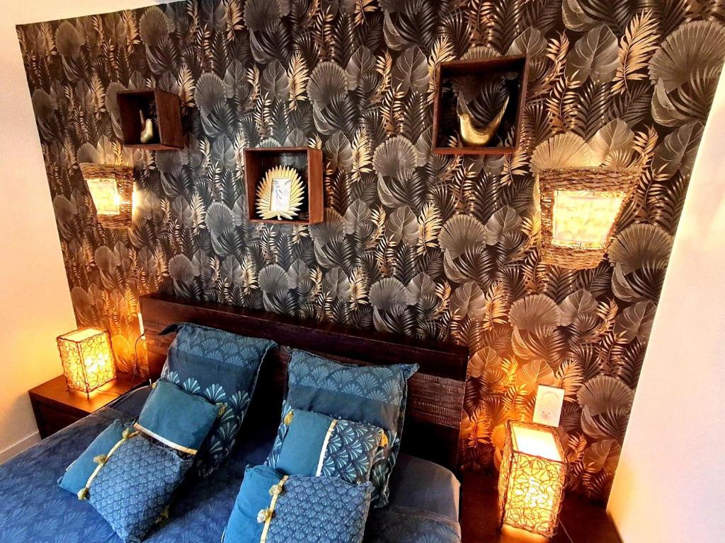 Posezení v ubytování Le 421, Maison d'hôtes Jacuzzi entre amis,familles
