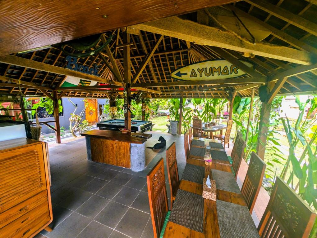 Restaurace v ubytování Ayumar Homestay Medewi