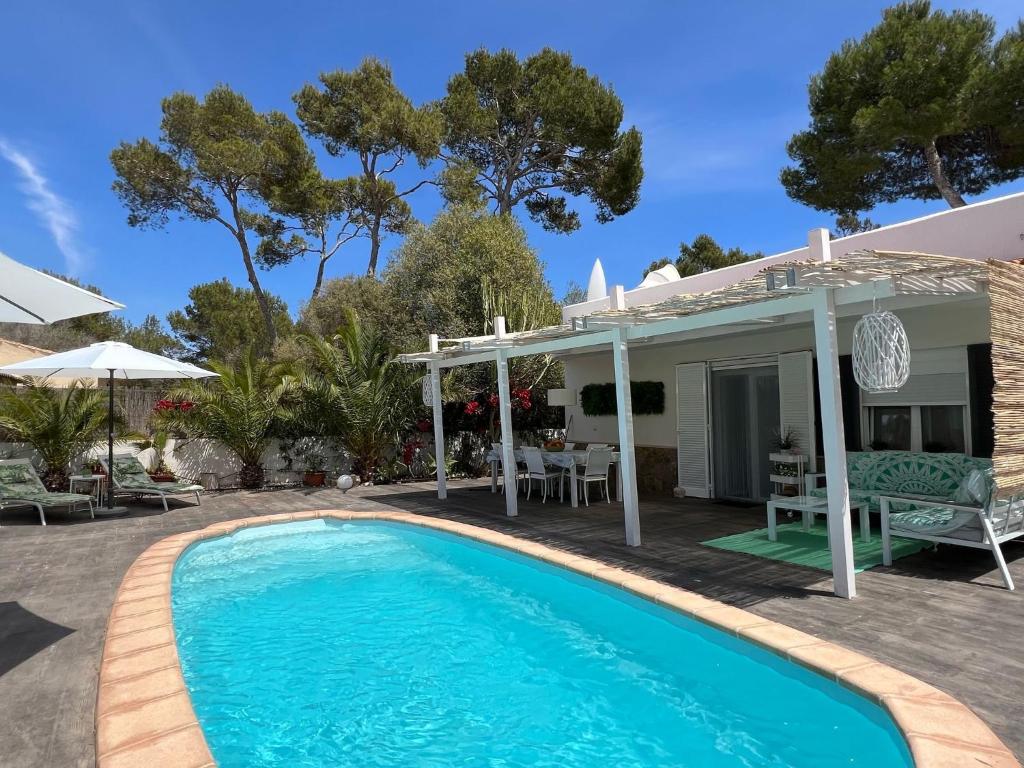 Gallery image of VILLA BOIRA SANTANY by PriorityVillas in Santanyi