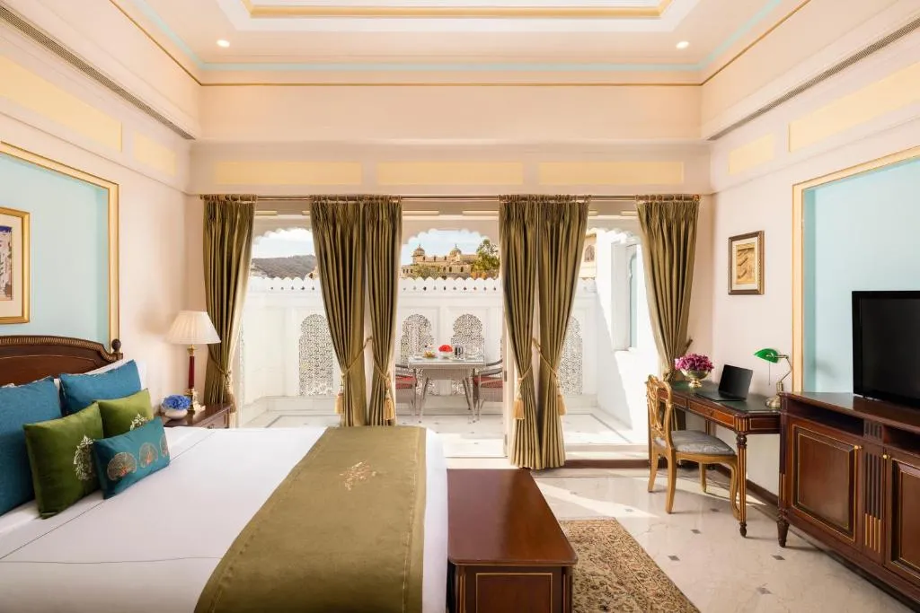 Grand Luxury Suite