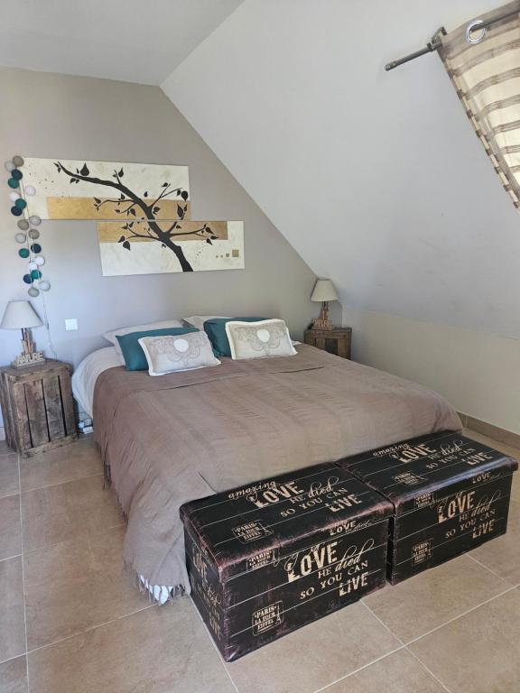 Postel nebo postele na pokoji v ubytování B&B Chez Séverine