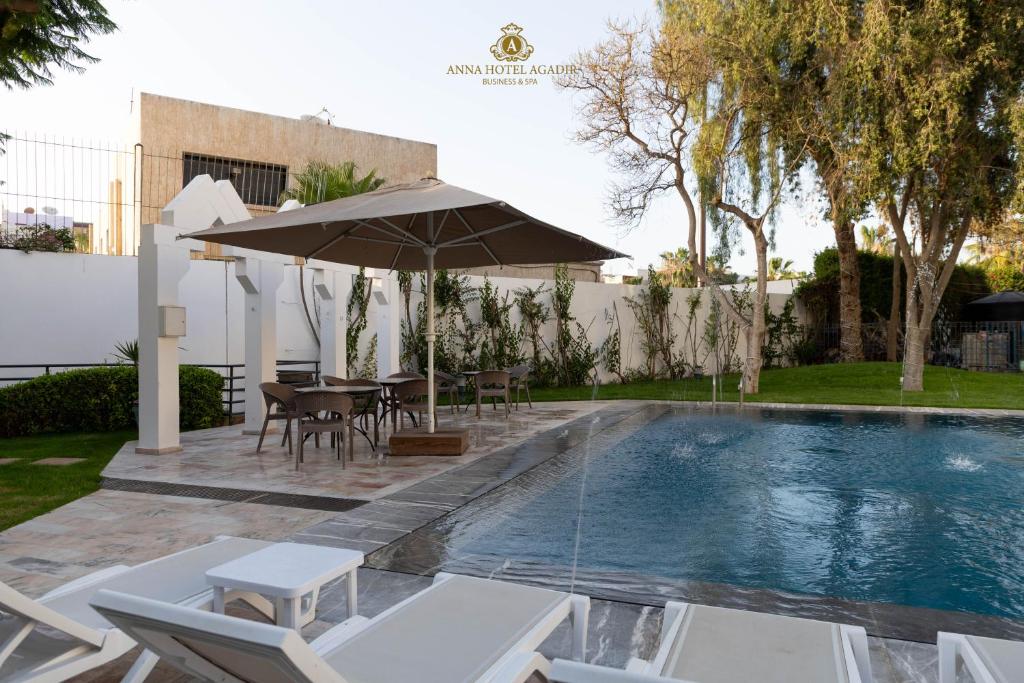 Bazén v ubytování Anna hotel agadir nebo v jeho okolí