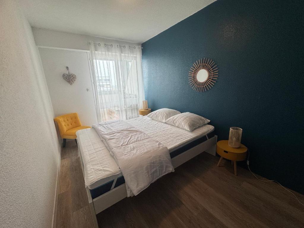 Katil atau katil-katil dalam bilik di L'Échappée Vendéenne - T2 cosy en bord de mer