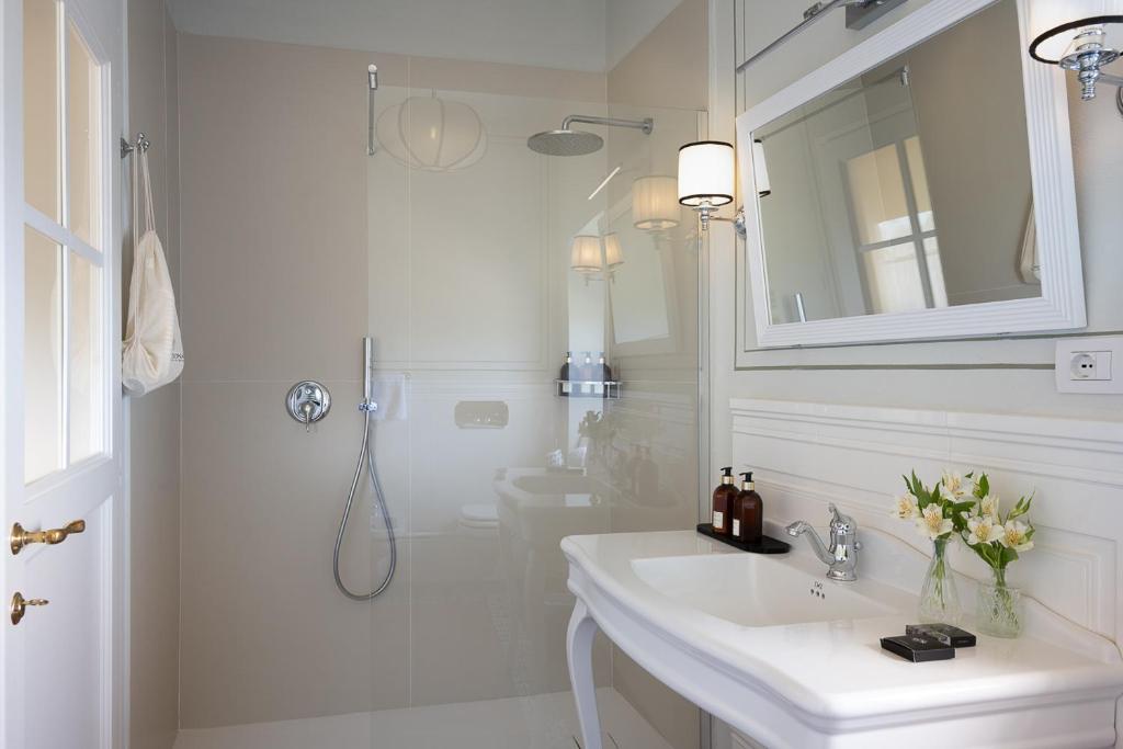 Torre a Cona Wine Estate - 3