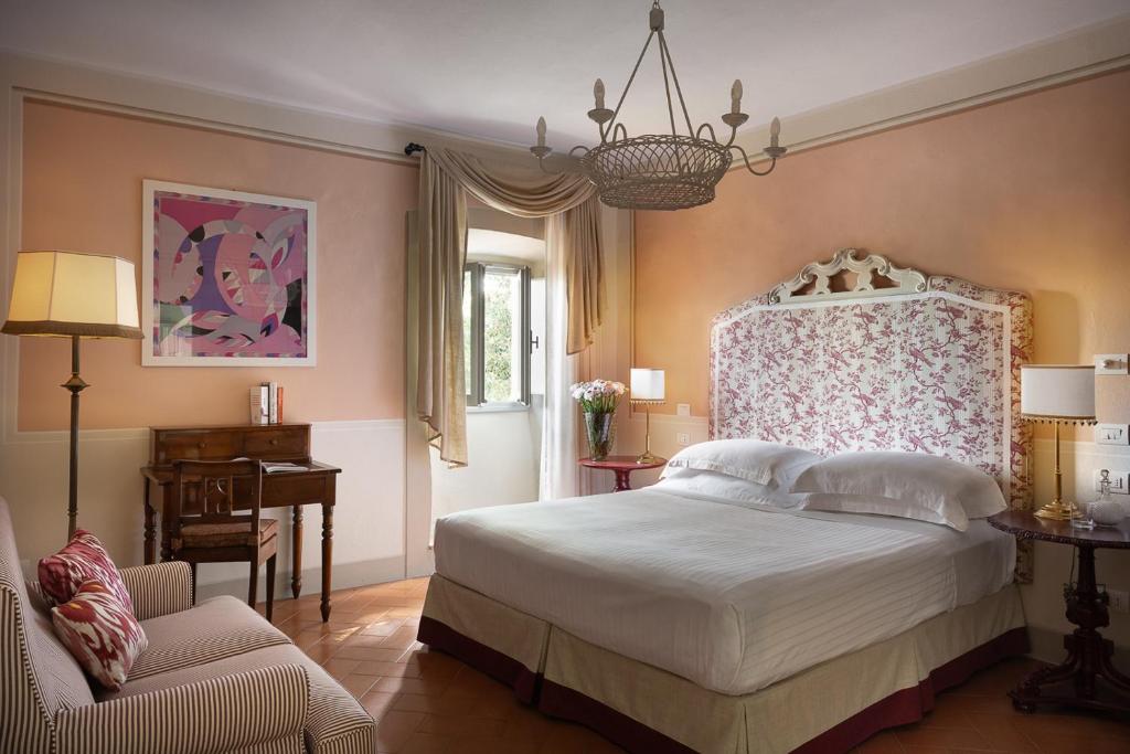 Torre a Cona Wine Estate - 1