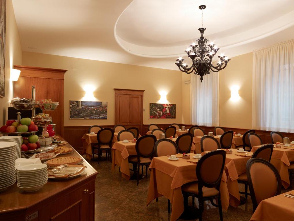 Hotel Moderno
