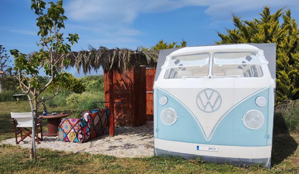 Fotografie z fotogalerie ubytování Cornelia Hippie Magic Bus v destinaci Kissamos