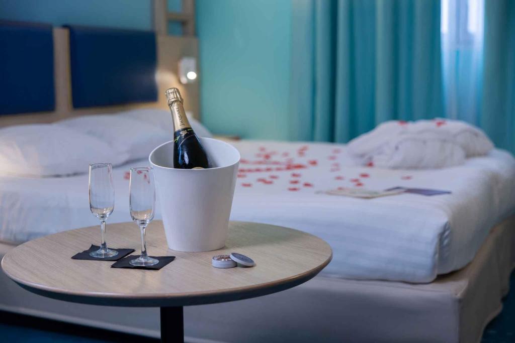 Grand Magic Hotel Marne La Vallée photo