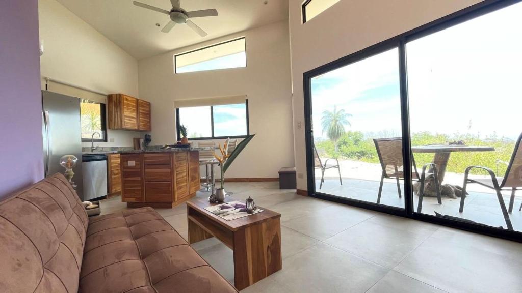 Kuchyň nebo kuchyňský kout v ubytování Villas Roma Del Mar