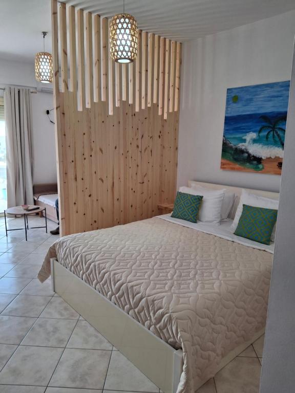 Postel nebo postele na pokoji v ubytování Cozy apartment in city center