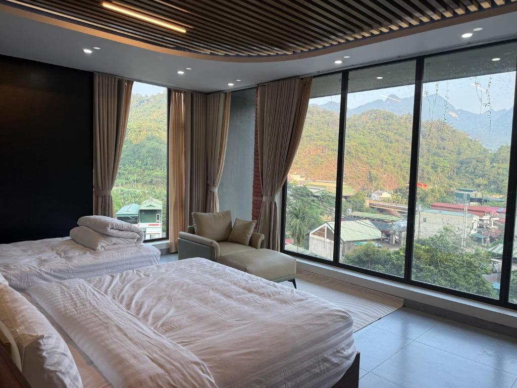 Giường trong phòng chung tại Lotus Premium Lodge - Lotus Group Tours