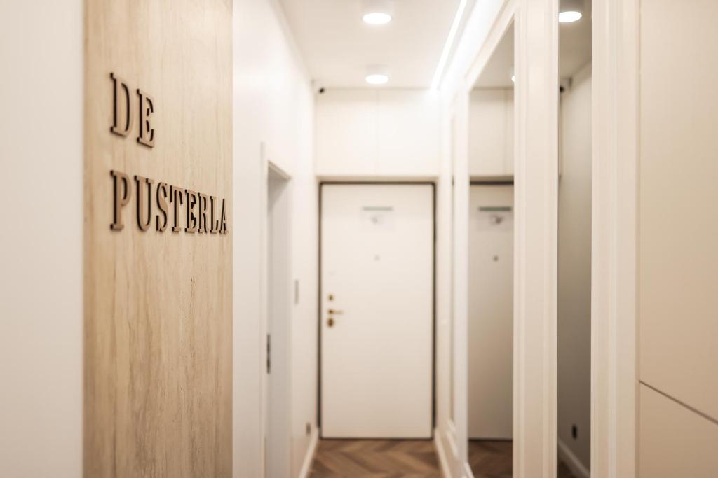 De Pusterla Luxury Rooms - 10