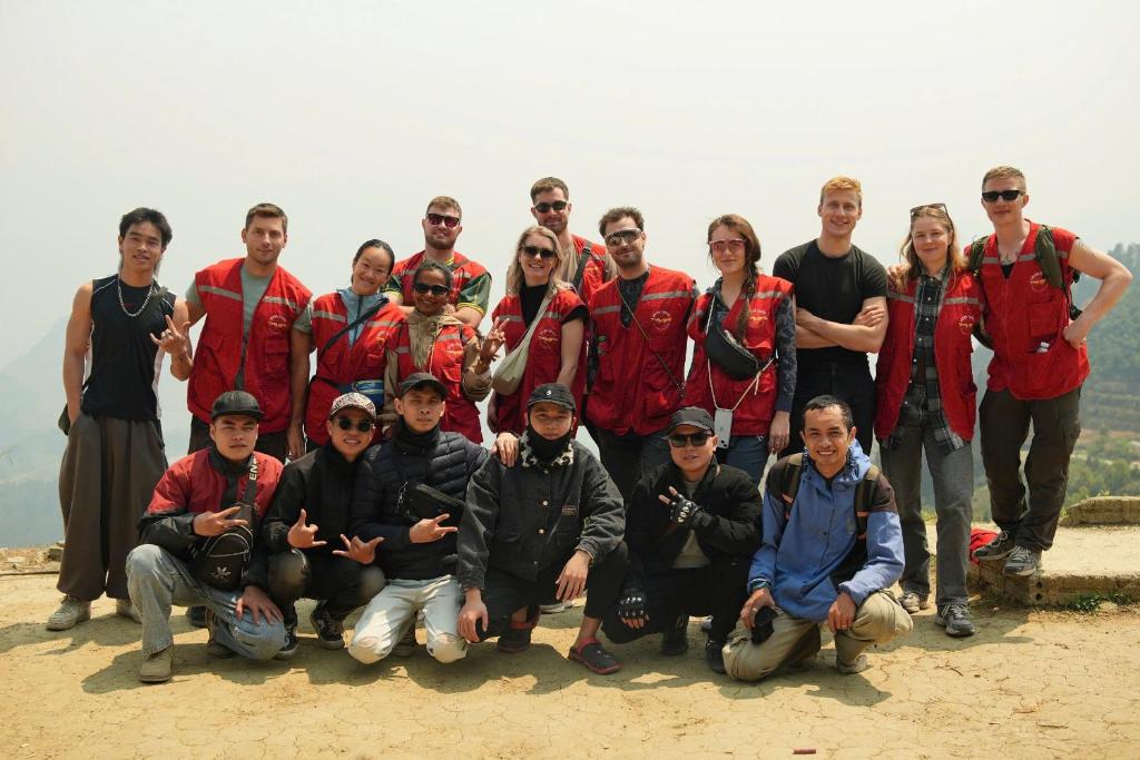 Khách lưu trú tại Lotus Premium Lodge - Lotus Group Tours