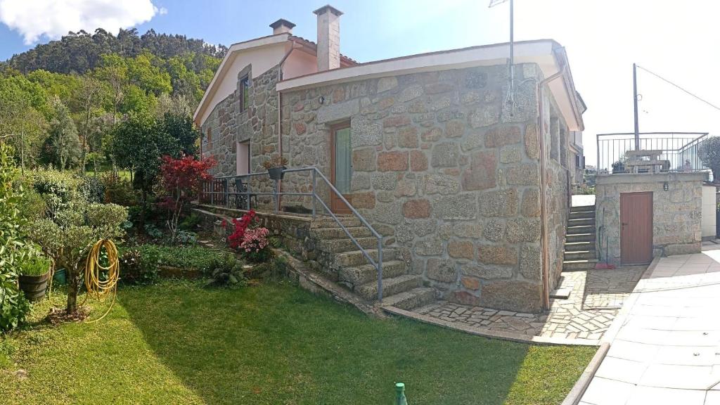 Zahrada ubytování Casa da Lage - Piscina privada - Gerês