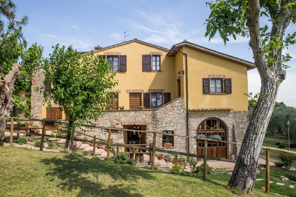 The building in which a vidéki vendégházakat is located