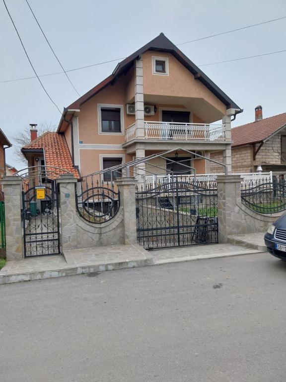 Fotografie z fotogalerie ubytování Stan na dan v destinaci Smederevo