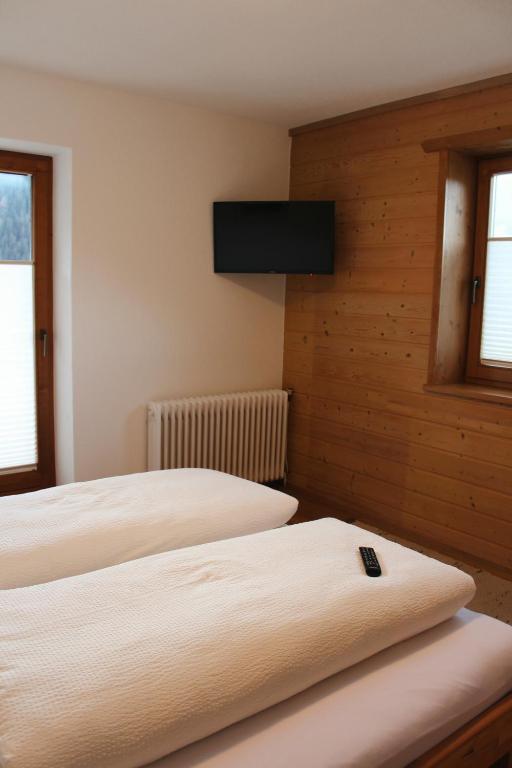 Televízia a/alebo spoločenská miestnosť v ubytovaní Appartement Pitztal-Hochzeiger inclusive Pitztal-Sommer Card