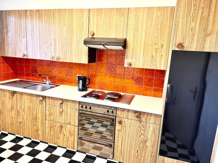 Large Flats, Zurich Lake HWA - Self Checkin - Resim 30