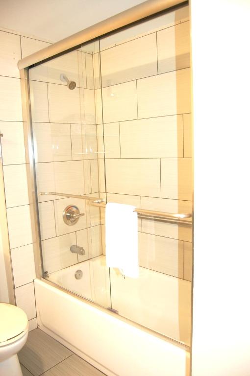 Vacation Lodge - 
