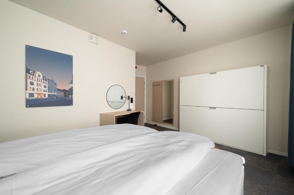 BREEZE Hotel Victoria - Self-Service - Resim 16