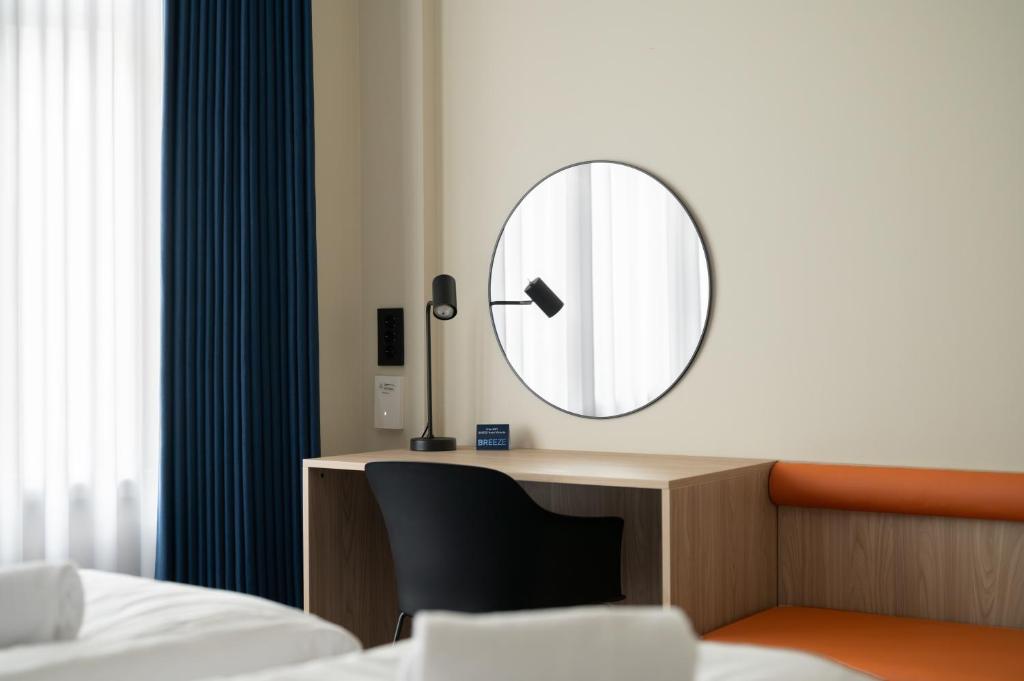 BREEZE Hotel Victoria - Self-Service - Resim 20