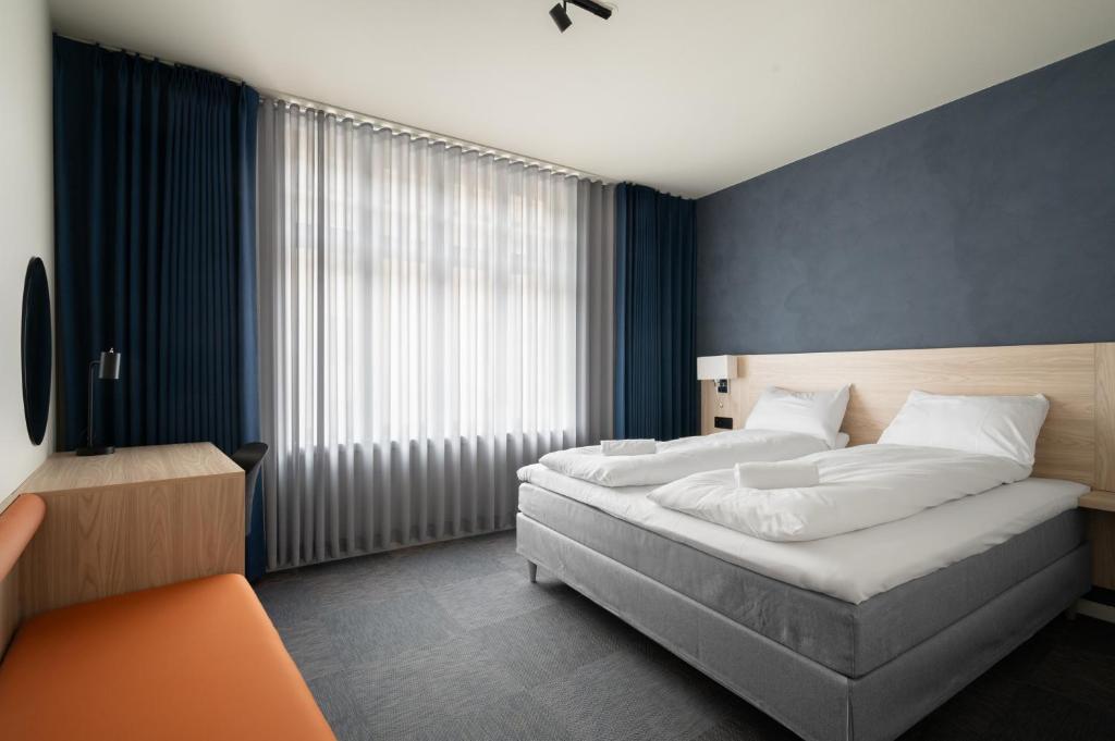 BREEZE Hotel Victoria - Self-Service - Resim 37