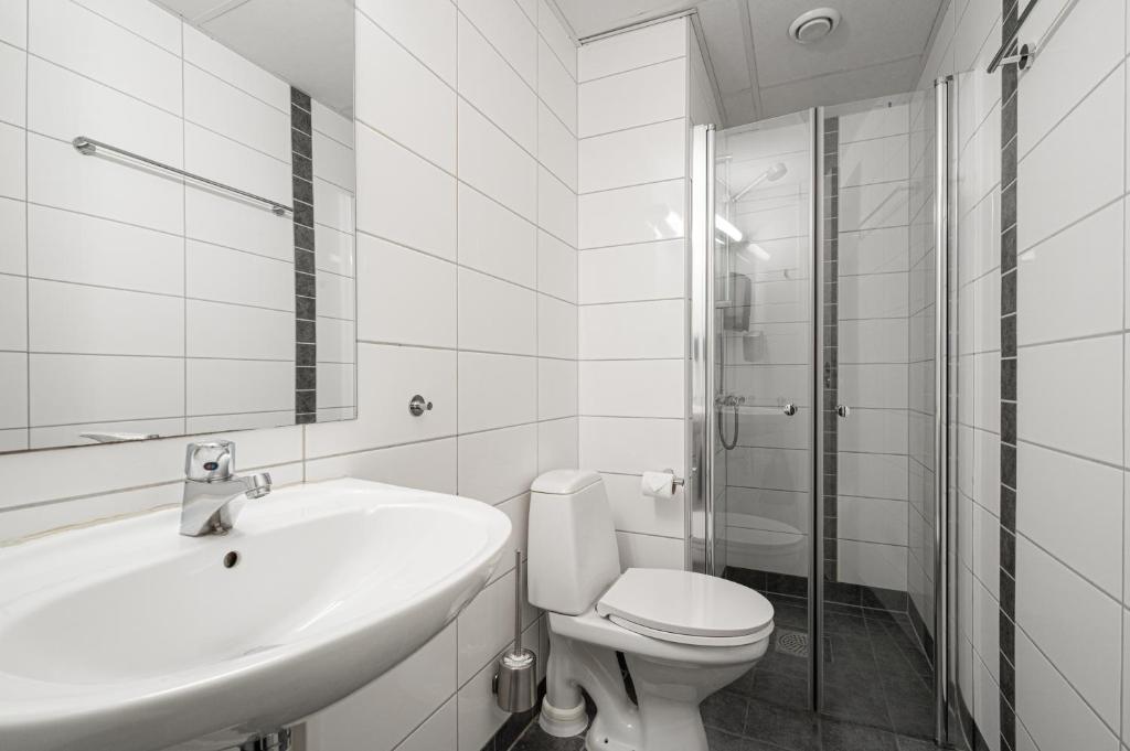 BREEZE Hotel Victoria - Self-Service - Resim 44