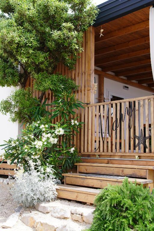 En have udenfor Hollers Holiday Homes Haus Mary