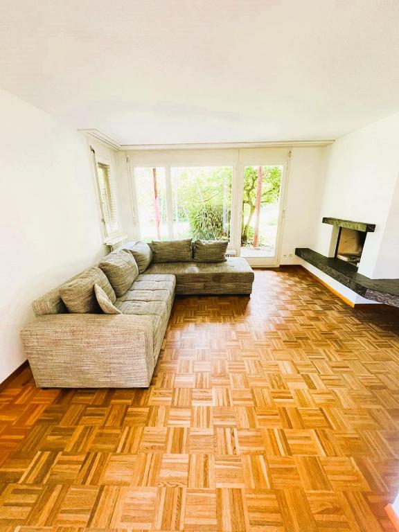 Large Flats, Zurich Lake HWA - Self Checkin - Resim 18