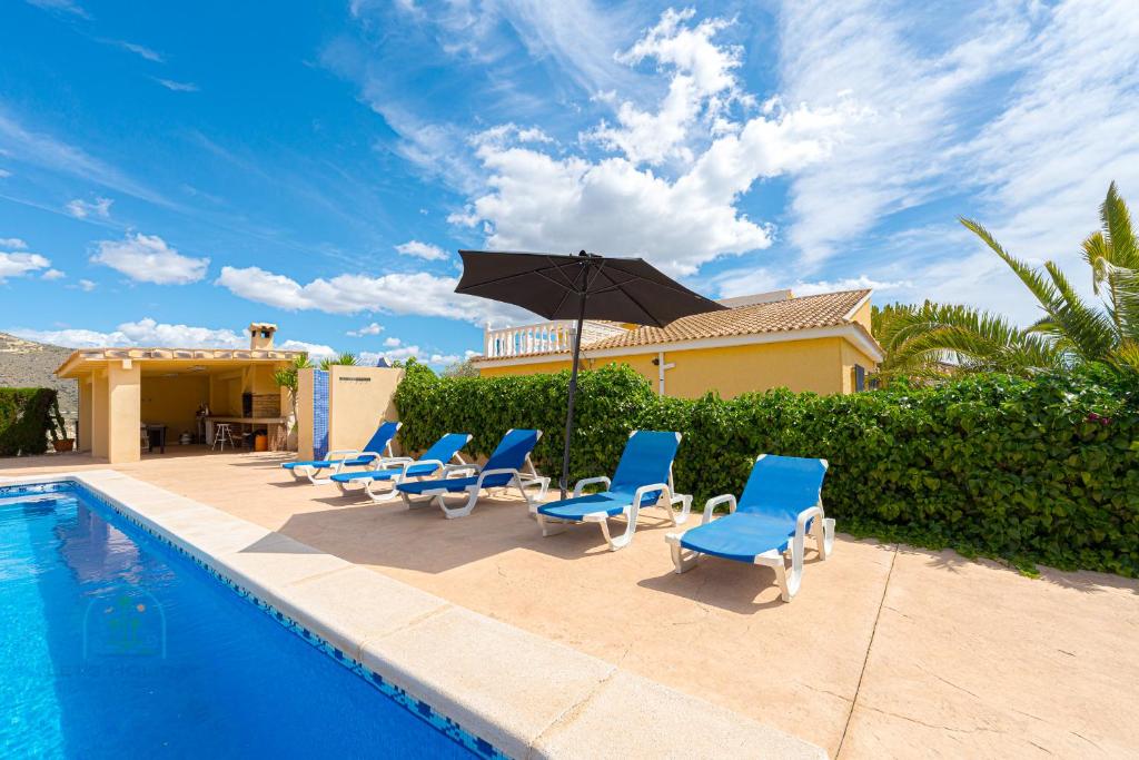 Bazén v ubytování Villa Dolores Perfect Villa for Holidays nebo v jeho okolí