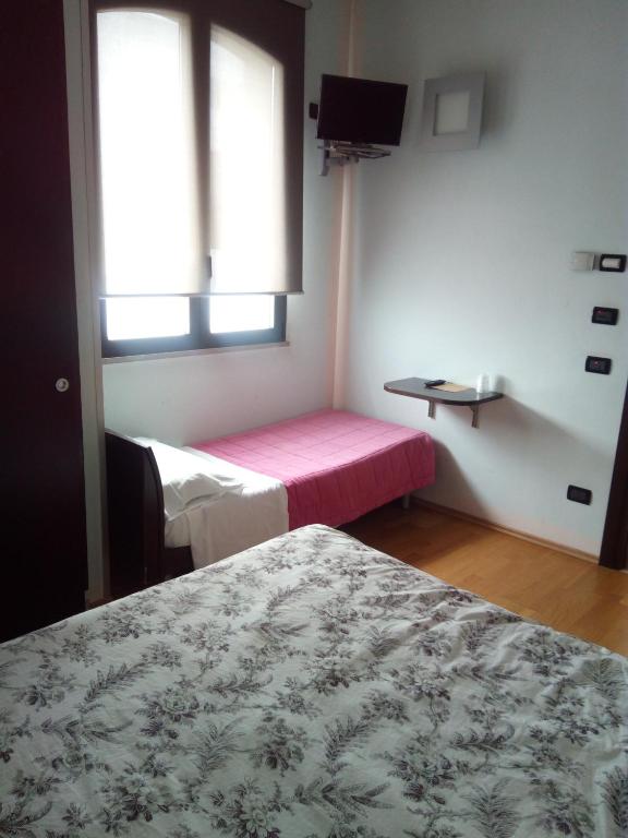 Albergo Delle Industrie - Habitación Triple