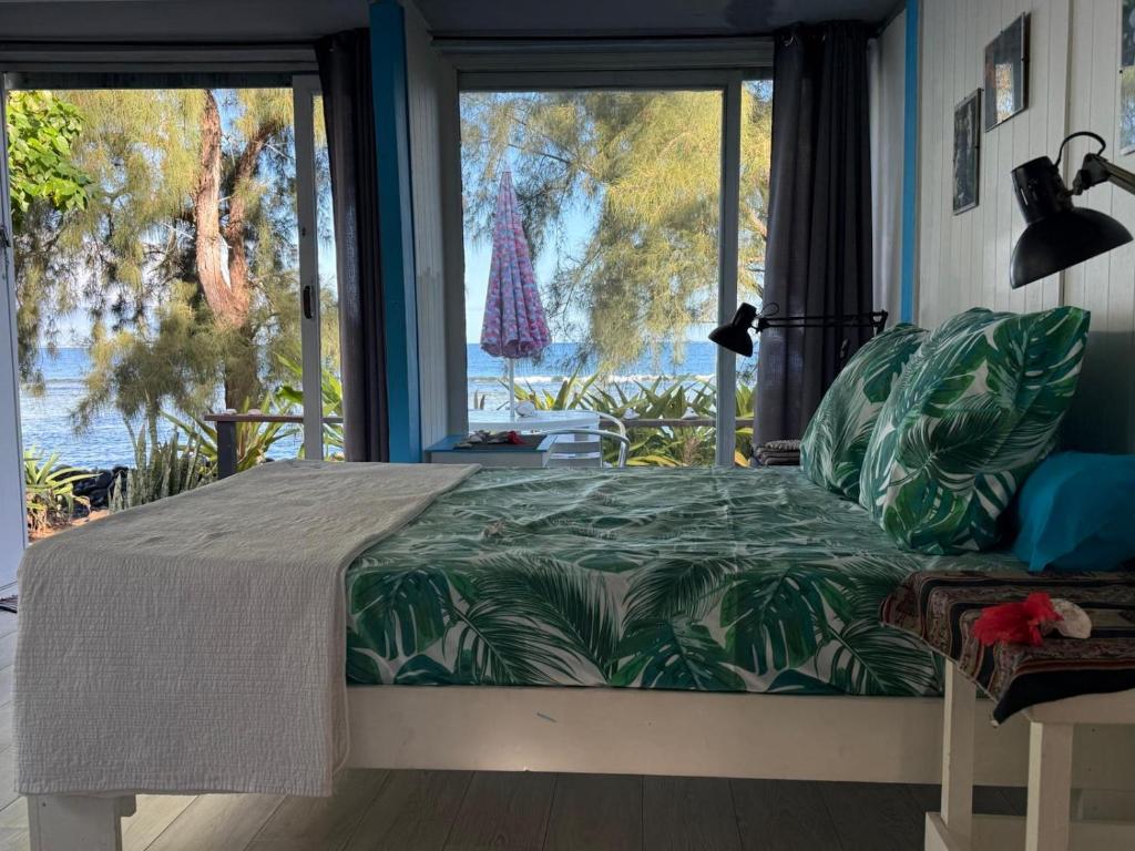 Bungalow les pieds ds l eau, La Maison Bleue - photo 4 - Moorea, Polynésie