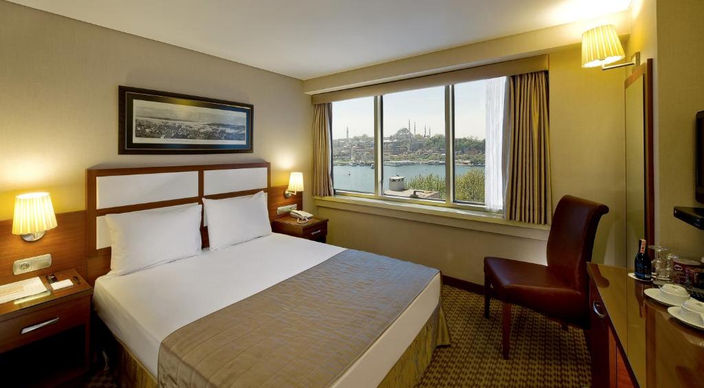 Istanbul Golden City Hotel - Double Or Twin Room With Sea View