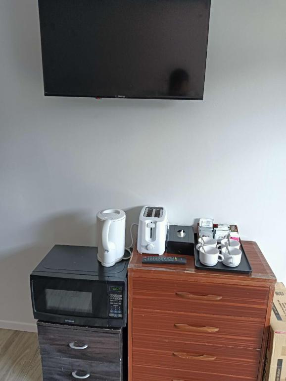 2 double and 1 sofa beds garden chalet, 7C Salisbury Road, Rotorua - Resim 12