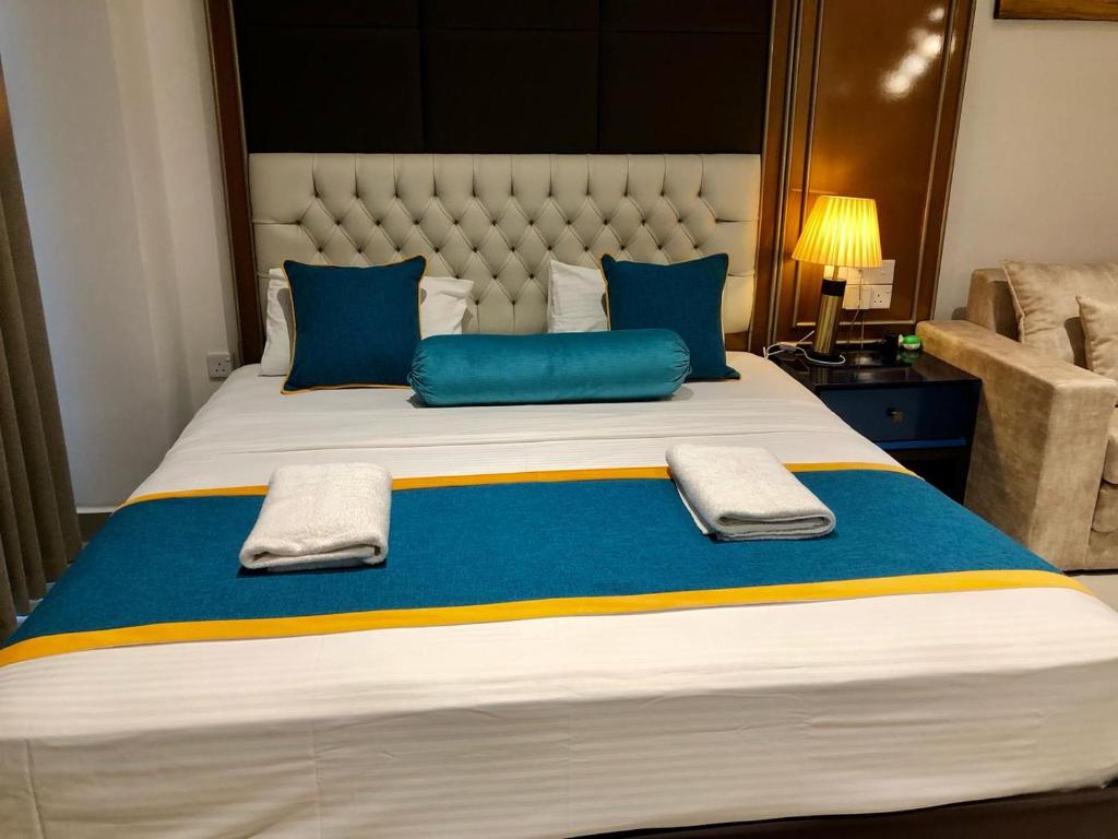 Negombo Ocean Breeze - Bliss on the Beach Luxury Apartments by Serendib Vacation - 2