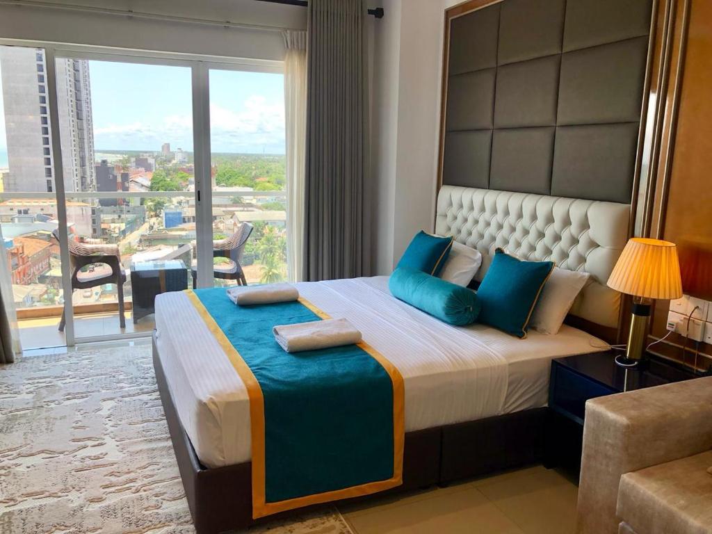 Negombo Ocean Breeze - Bliss on the Beach Luxury Apartments by Serendib Vacation - 5