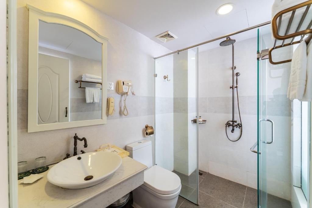 Phòng Deluxe Giường Đôi