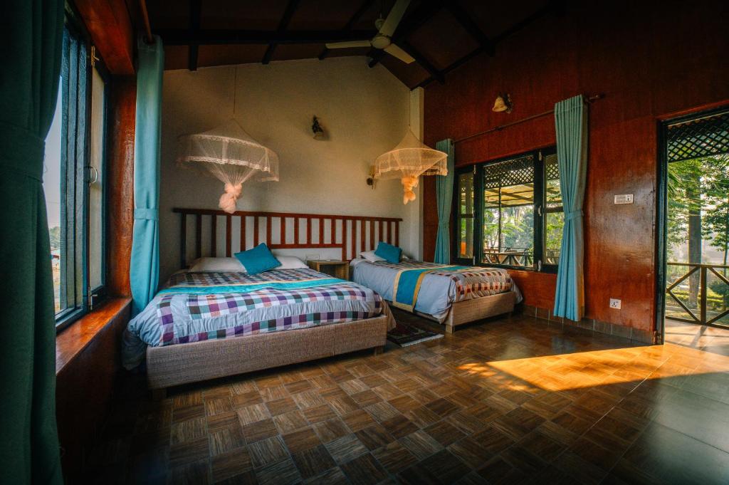 Letto o letti in una camera di Hotel Parkside & Swimming Pool-Between Greenery and Azure ,Your Perfect Retreat