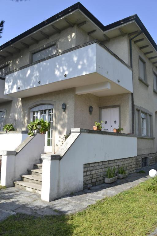 The building in which the holiday home is located