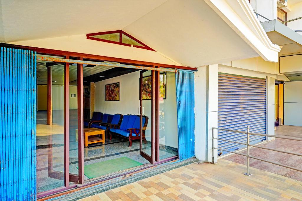Fotografie z fotogalerie ubytování Super Townhouse Madikeri Fort Formerly Hotel Raj v destinaci Madikeri