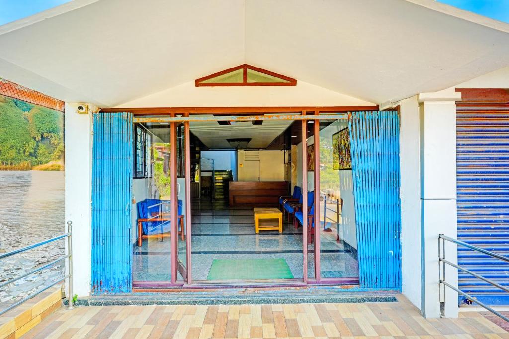 Fotografie z fotogalerie ubytování Super Townhouse Madikeri Fort Formerly Hotel Raj v destinaci Madikeri