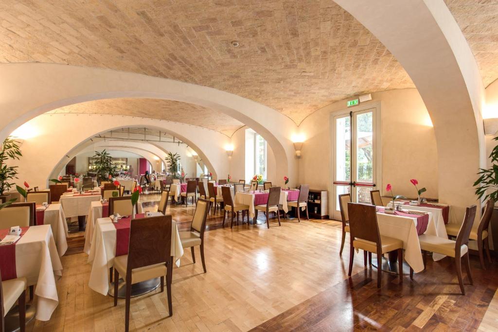 Restaurace v ubytování Kolbe Hotel Rome