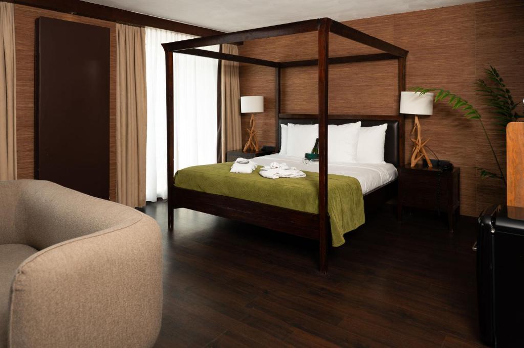 Postel nebo postele na pokoji v ubytování Van der Valk Hotel Sassenheim - Leiden