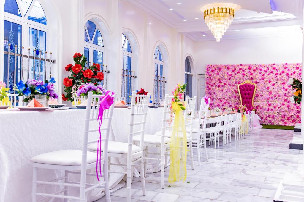 Posezení v ubytování Pinorich Hotel