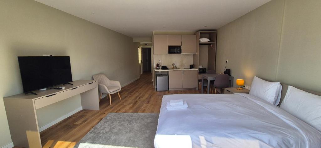 Figleaf Kypseli - Resim 15