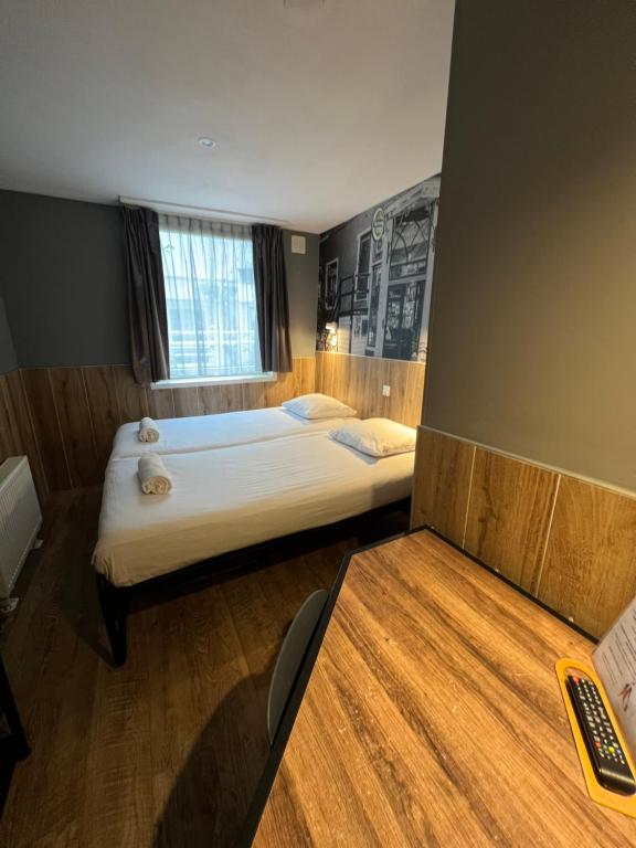 Hotel Old Quarter - Resim 18