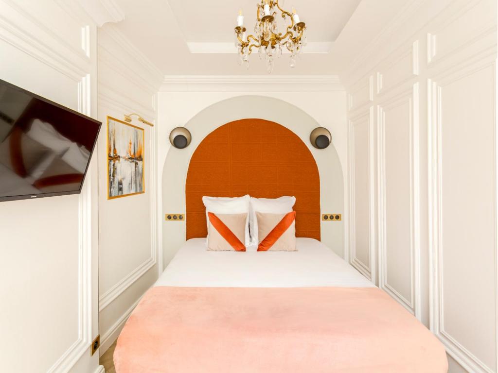 Posteľ alebo postele v izbe v ubytovaní Merveil - Luxury Suite - Louvre - Rousseau