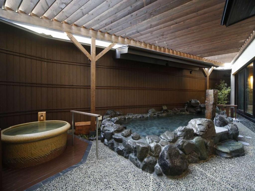 Bazén v ubytování Onyado Nono Nara Natural Hot Spring nebo v jeho okolí